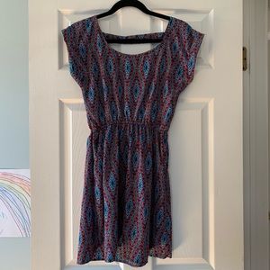 Summer or evening dress with pockets!